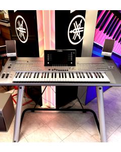 Yamaha Tyros 5 61